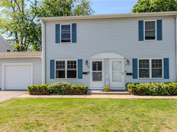 18 Willis St #18, Cranston, RI 02910