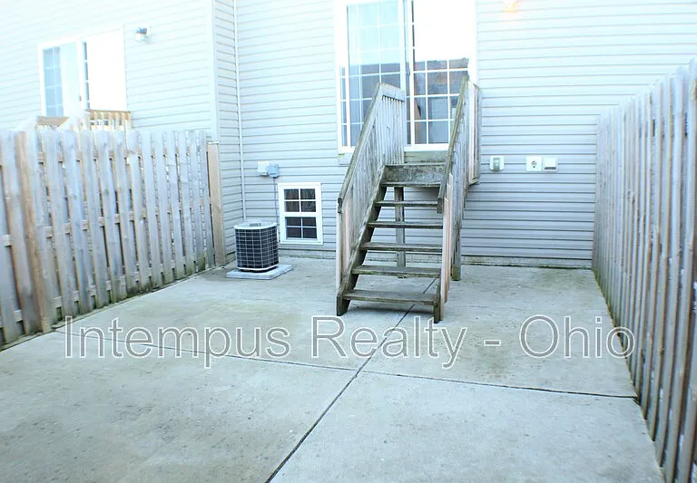 6522 Crab Apple Dr — Photo 32