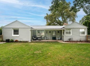 433 Riverview Dr, Grafton, WI 53024