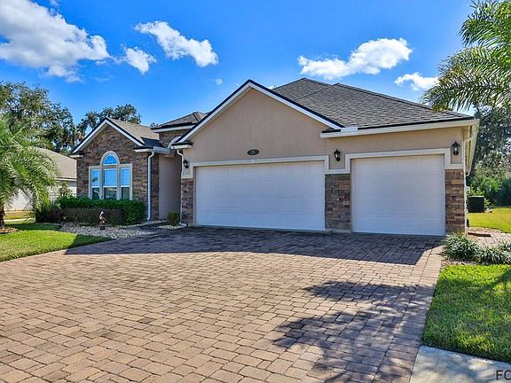 2nd image of 26 Country Club Harbor Cir