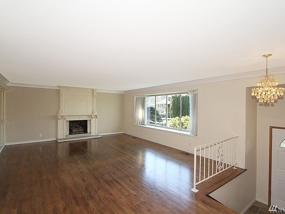 2nd image of 10402 42nd Ave NE