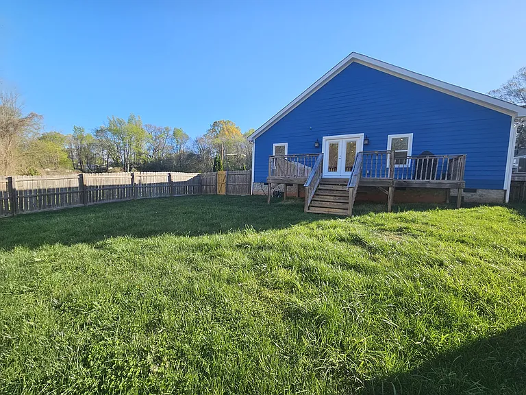2737 Celia Ave — Photo 36
