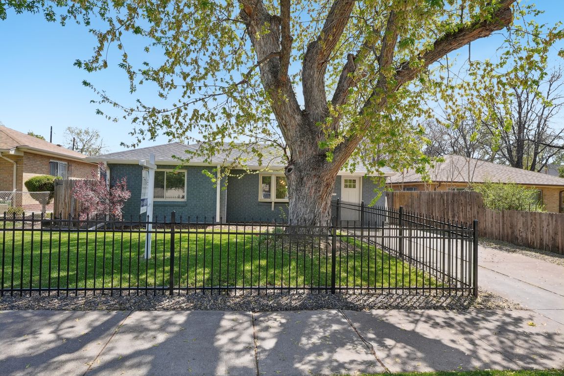 Irving St-3004-001.jpg