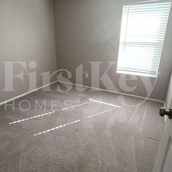 4151 Saw Mill Peak Ln — Photo 8