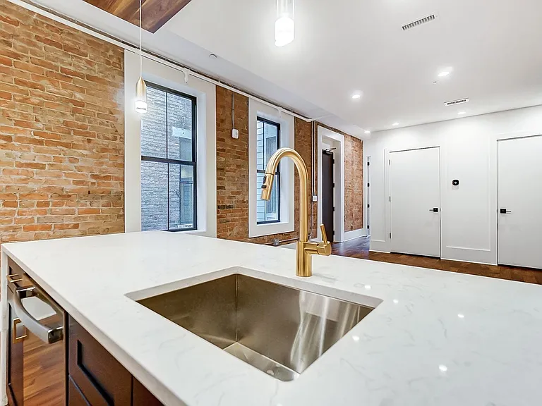 12-14 E 15th St — Photo 16