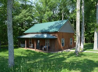 877 Oakland Ln, Harrodsburg, KY 40330