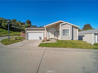 20245 Shadow Island Dr, Santa Clarita, CA 91351