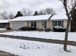 923 Candela Ln, Grand Ledge, MI 48837