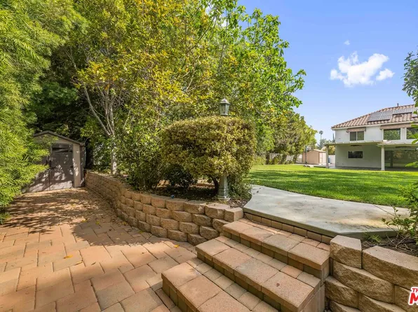 6221 Penfield Ave, Woodland Hills, CA 91367