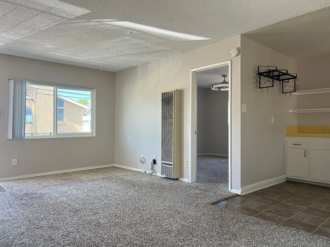 1 bed, 1.0 bath, 700 sqft, $2,225 — Photo 3