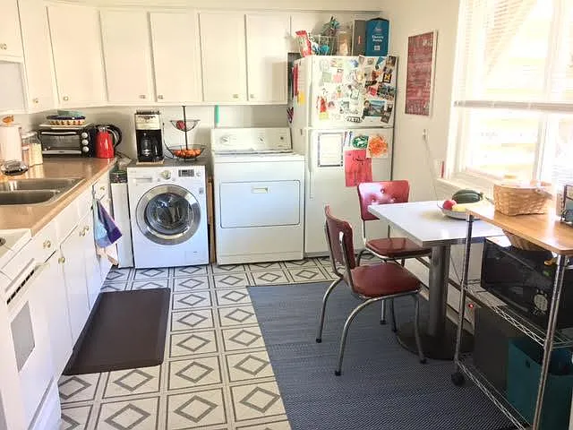 1014 Fountain St photo 1