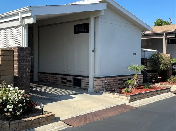 1231 Sky Lake Ave #304, Brea, CA 92821