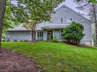 90 Ridge Dr, Montville, NJ 07045