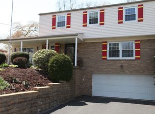 8840 Breezewood Dr, Pittsburgh, PA 15237