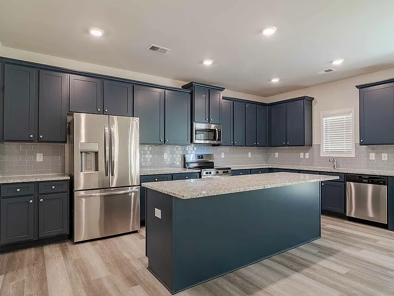 Summerwell Cedarcrest — Photo 91