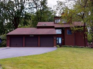 5866 Shore Dr, Madison, OH 44057