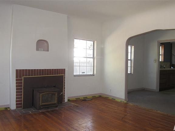 5th image of 678 W Mendocino Ave