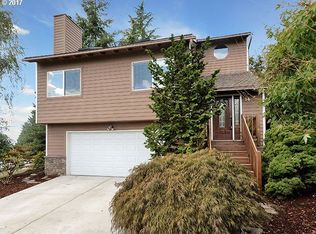 14 Aquinas St, Lake Oswego, OR 97035