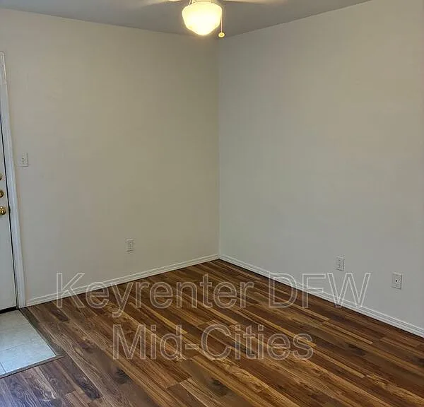 13320 White Settlement Rd #A — Photo 6
