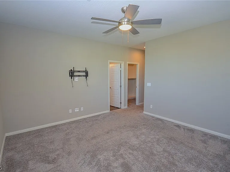 541 Tokopah Falls St — Photo 20