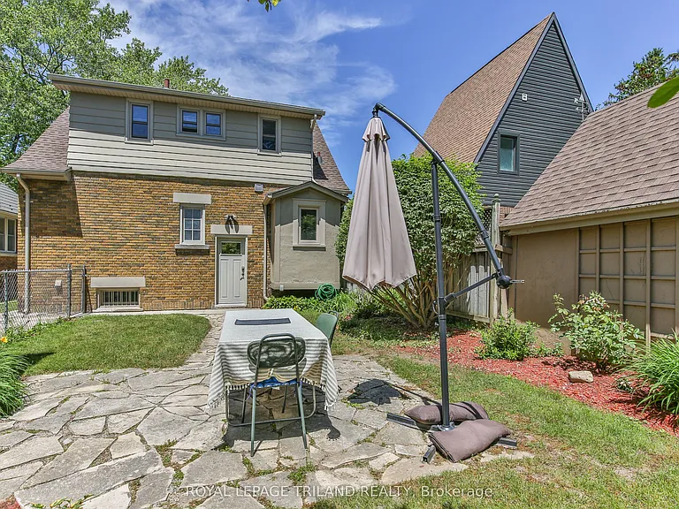 377 Cheapside St — Photo 28