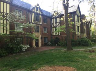 1800 N Elm St APT B1, Greensboro, NC 27408