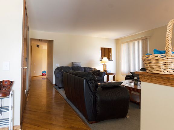 4th image of 837 Wyndstone Dr