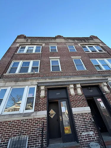 723 Highland Ave Photo 1
