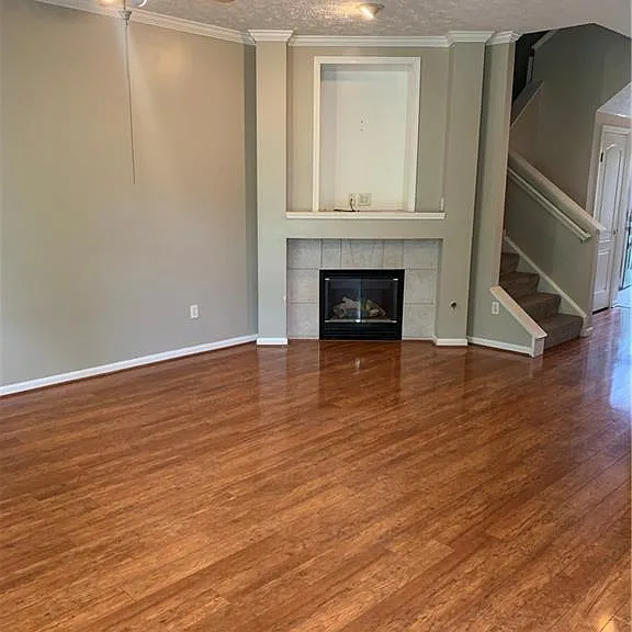 3590 Sequoia Dr — Photo 2