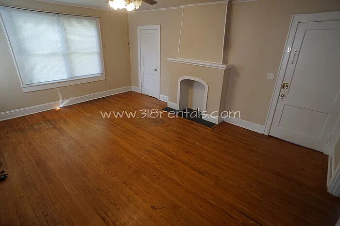 2 bed, 1.0 bath, 1500 sqft, $1,000 — Photo 4