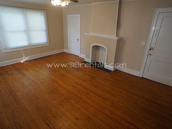 4th image of 2547 Pinehurst Blvd