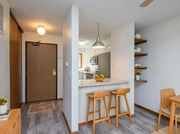 353 Belvidere St E #353B, Saint Paul, MN 55107
