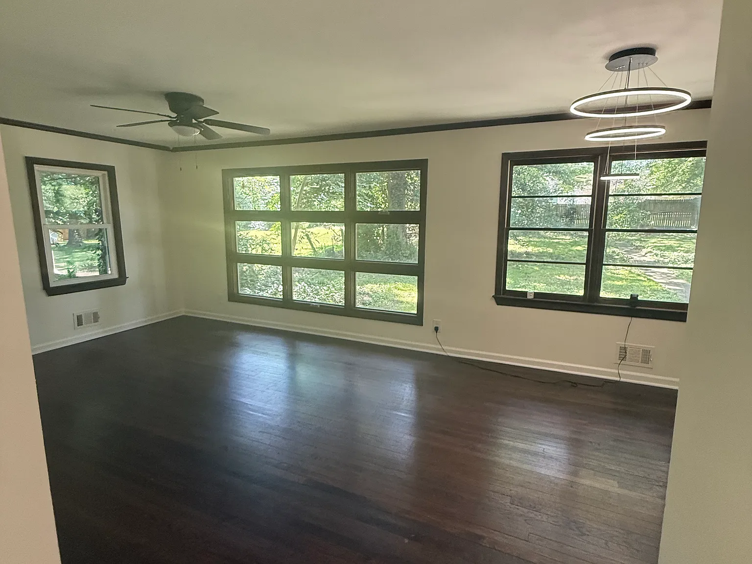 4 bed, 1616 sqft, $2,200 — Photo 3