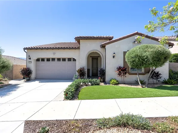24561 Overlook Dr, Corona, CA 92883