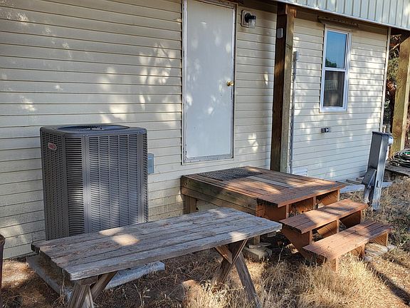Back door and heat pump