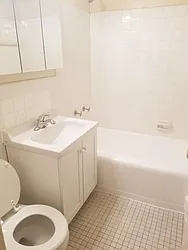 Rented by Manhattan Apartment Organization