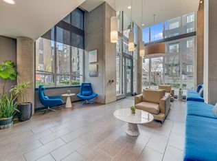 76 Cedar St UNIT 1003, Seattle, WA 98121