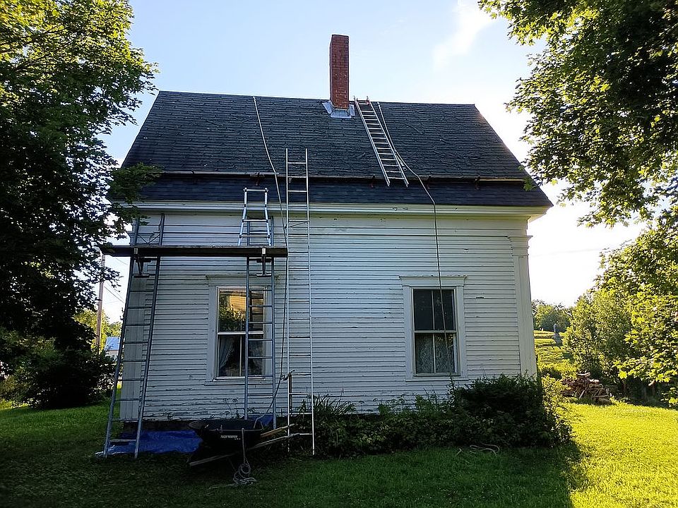 2nd image of 23 Elm St