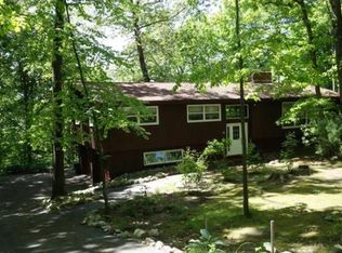 65 Morgan Cir, Amherst, MA 01002