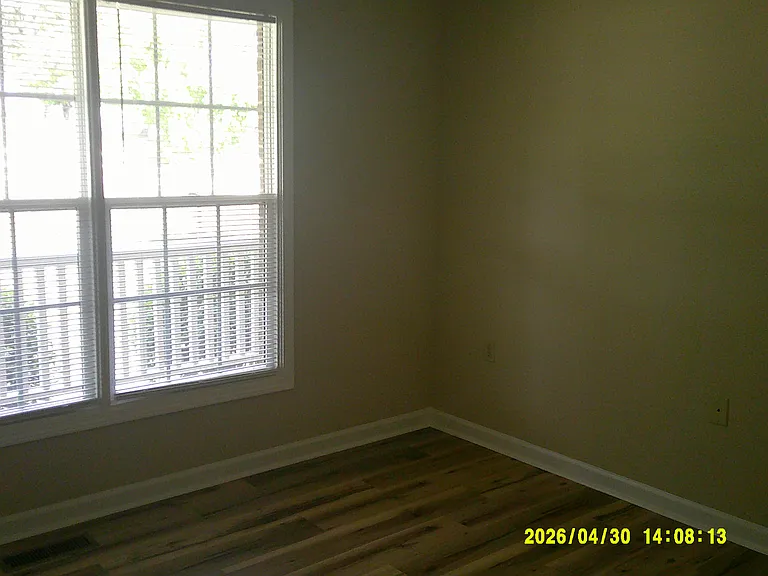 496 23rd Avenue Dr NE — Photo 8
