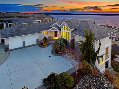 257 Grandview Avenue, Camano Island, WA, 98282