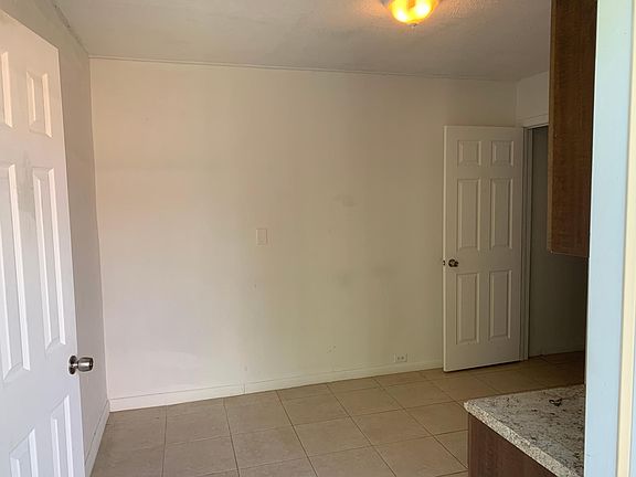 2nd image of 1861 NW 186th St