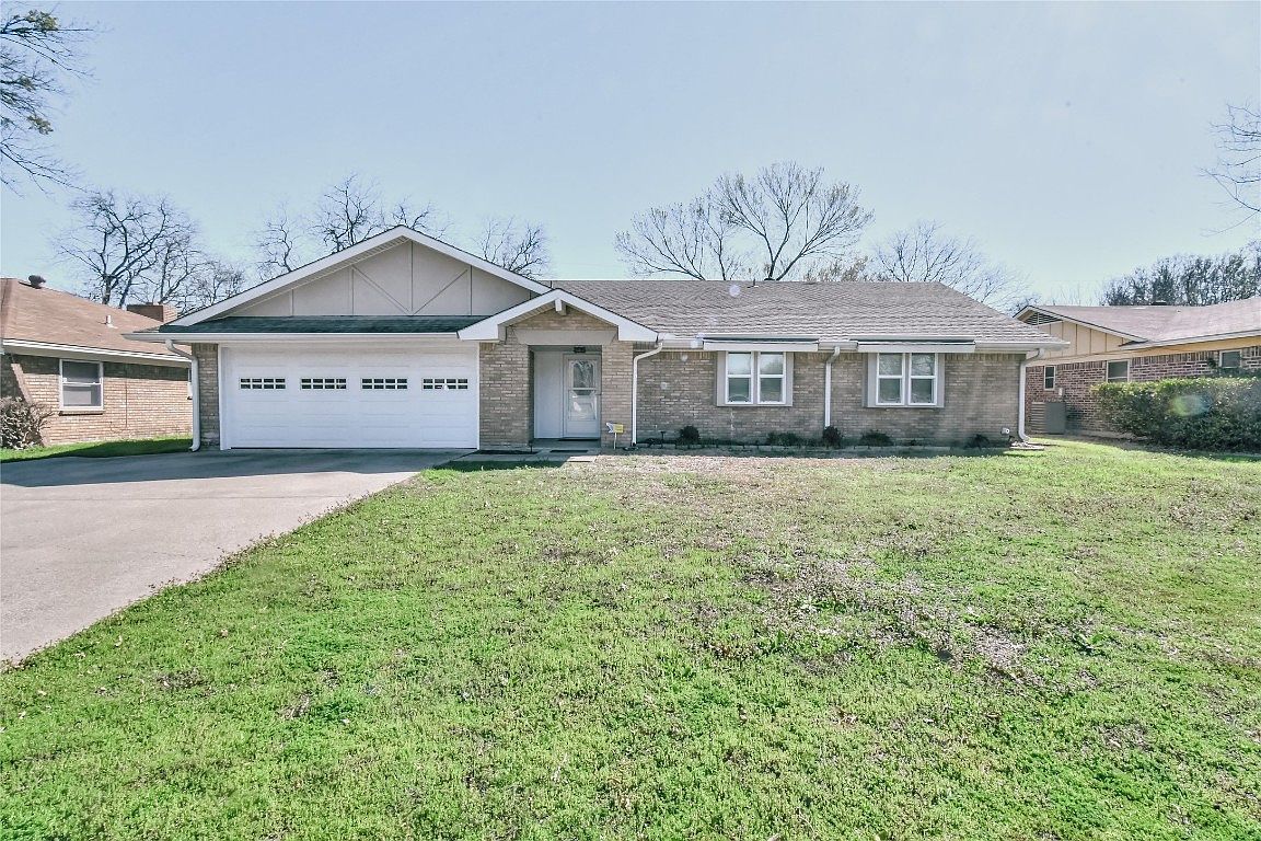 1132 Timbercreek Rd, Benbrook, TX 76126 Zillow