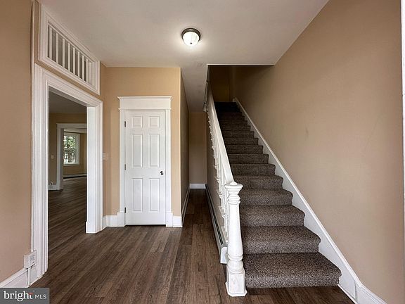 3rd image of 144 N Main St
