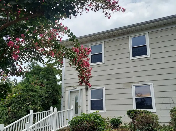 5725 Bramblegate Rd Unit A, Greensboro, NC 27409