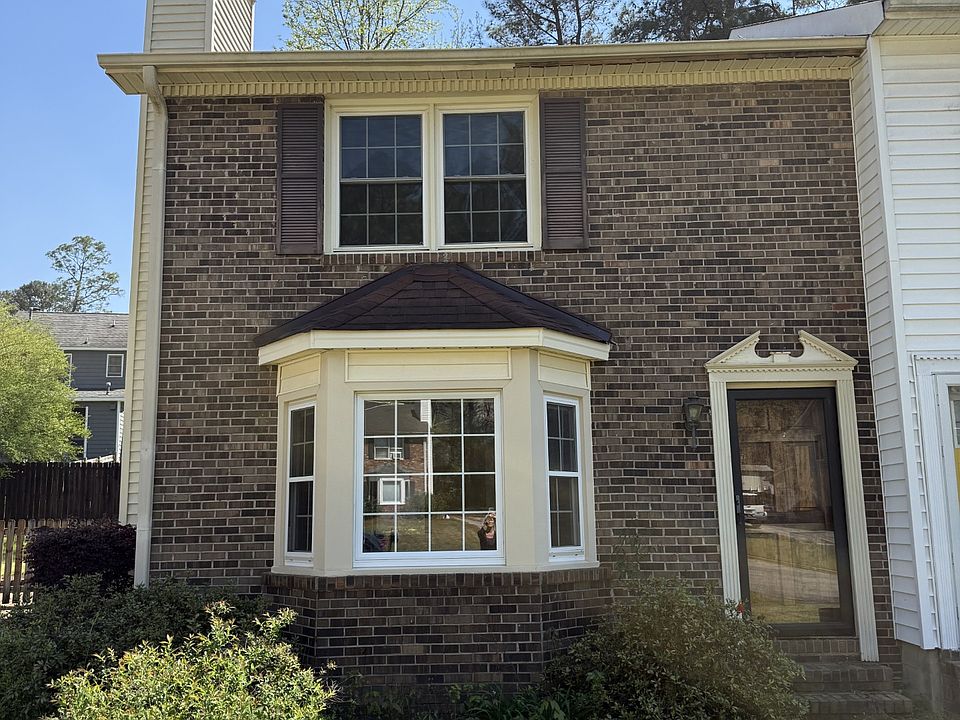 1st image of 111 Hunter Ct