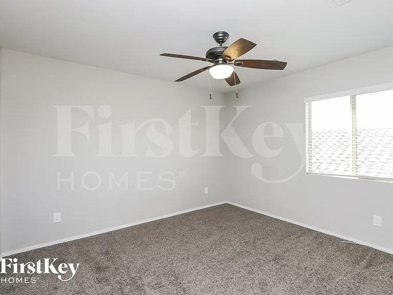707 E Blossom Rd — Photo 10