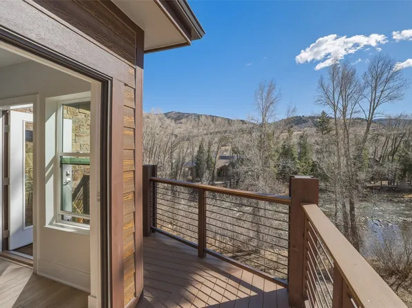 1044 Blue River Pkwy #C-307, Silverthorne, CO 80498