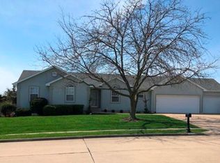 5900 Redwing Dr, Columbia, MO 65202