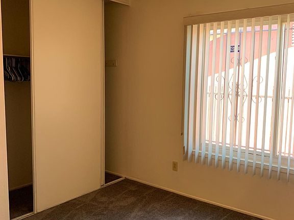 3rd image of 235 Willow St